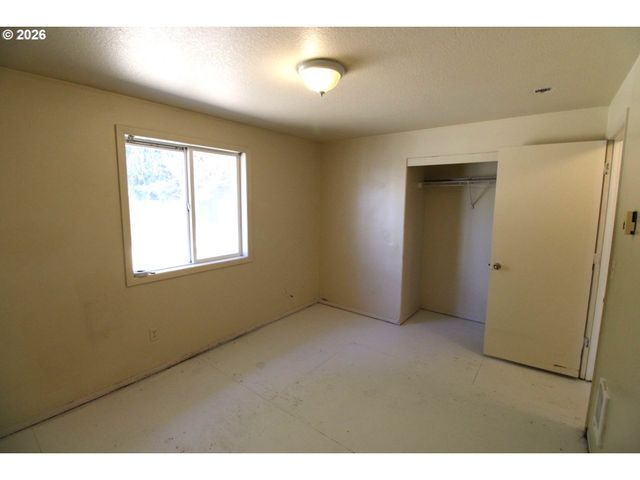 1815 Se 168TH Ave, Vancouver, WA 98683