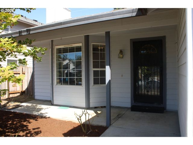 1815 Se 168TH Ave, Vancouver, WA 98683