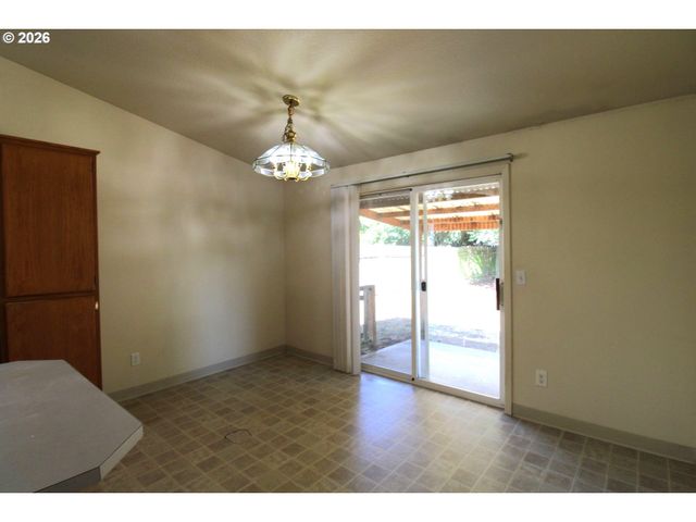 1815 Se 168TH Ave, Vancouver, WA 98683