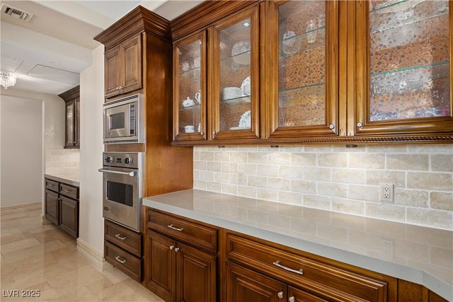 9101 Alta Drive 202, Las Vegas, NV 89145