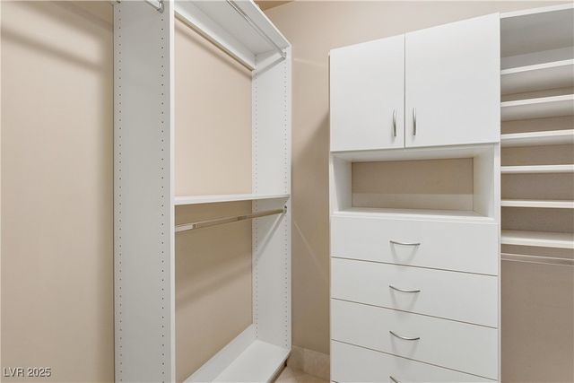 9101 Alta Drive 202, Las Vegas, NV 89145