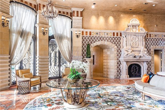 9101 Alta Drive 202, Las Vegas, NV 89145