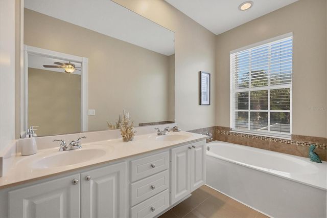 7528 ANDORA DRIVE, Sarasota, FL 34238