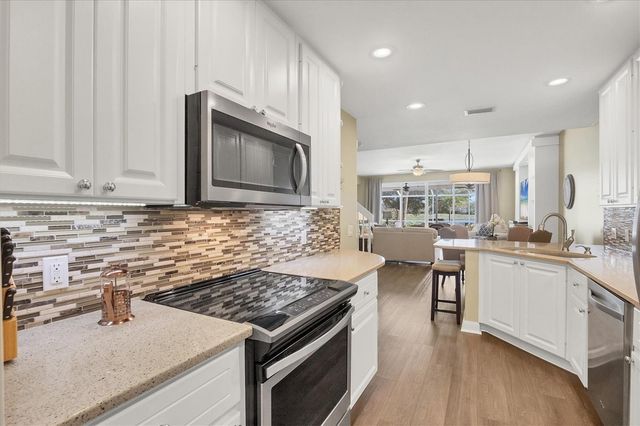 7528 ANDORA DRIVE, Sarasota, FL 34238