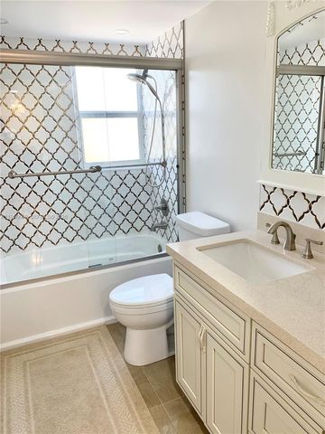 619 NE 14th Ave 301, Hallandale Beach, FL 33009