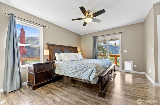 2081 Highway 153, Carlton, WA 98814