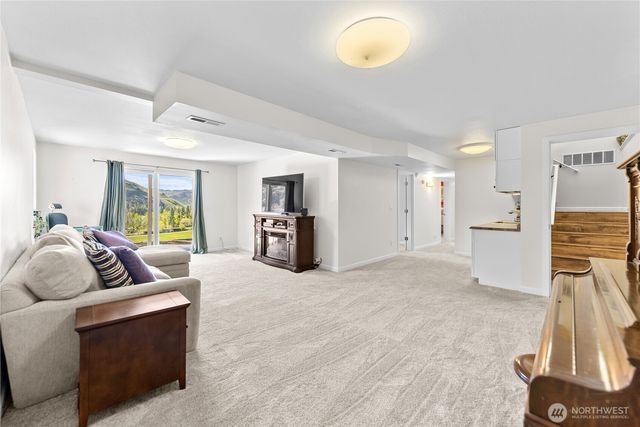 2081 Highway 153, Carlton, WA 98814