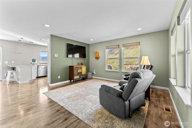 2081 Highway 153, Carlton, WA 98814