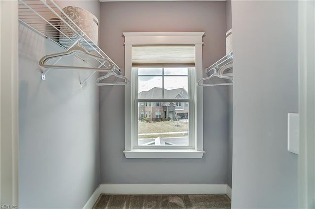 24248 Liam CT, Windsor, VA 23487