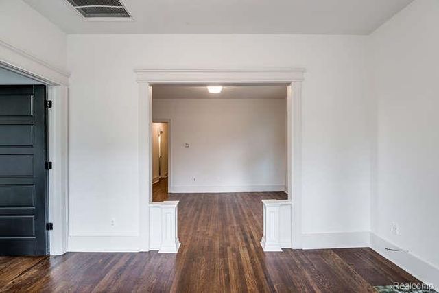 7918 E Lafayette Street 4, Detroit, MI 48214