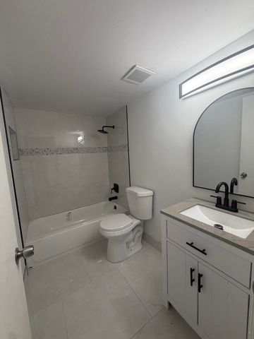 1303 NW 8TH Avenue, Fort Lauderdale, FL 33311