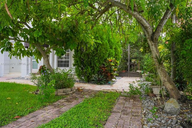 6051 SW 164th Court, Miami, FL 33193
