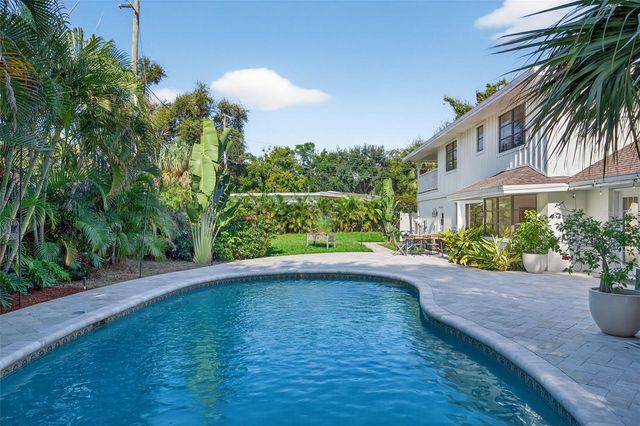 1835 SERPENTINE DRIVE S, St Petersburg, FL 33712