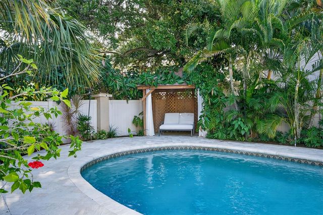 1835 SERPENTINE DRIVE S, St Petersburg, FL 33712