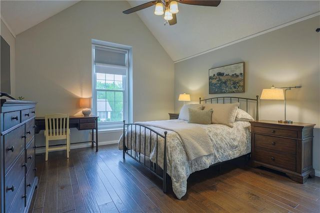 953 Yancey Street, Liberty, MO 64068