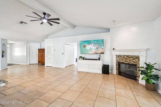 2482 GLOW WOOD Court, Middleburg, FL 32068