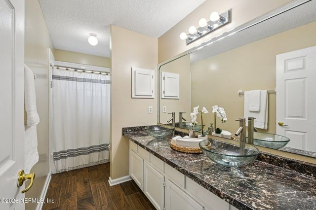 2482 GLOW WOOD Court, Middleburg, FL 32068