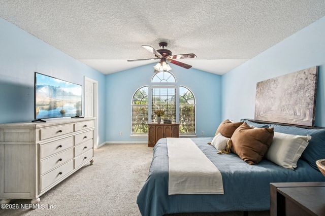 2482 GLOW WOOD Court, Middleburg, FL 32068