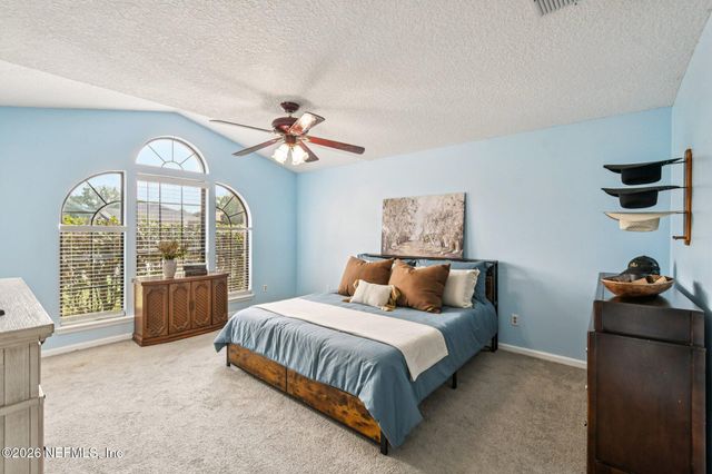 2482 GLOW WOOD Court, Middleburg, FL 32068