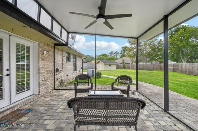 2482 GLOW WOOD Court, Middleburg, FL 32068