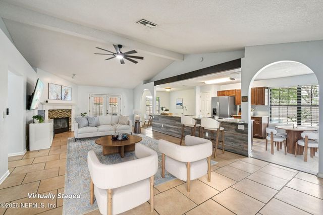 2482 GLOW WOOD Court, Middleburg, FL 32068