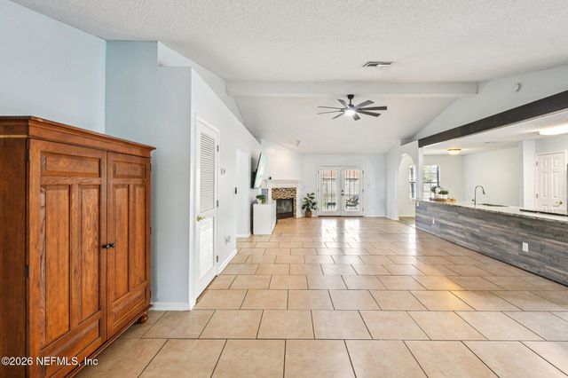 2482 GLOW WOOD Court, Middleburg, FL 32068