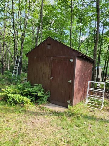 N18708 Short Cut ROAD, Pembine, WI 54156