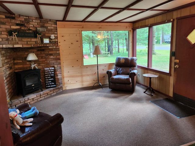 N18708 Short Cut ROAD, Pembine, WI 54156