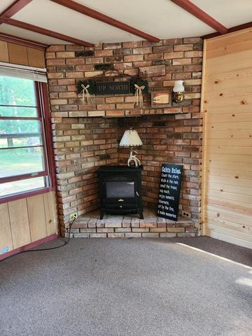 N18708 Short Cut ROAD, Pembine, WI 54156