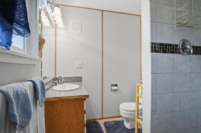 11607 N Cheyenne Rd, Mead, WA 99021