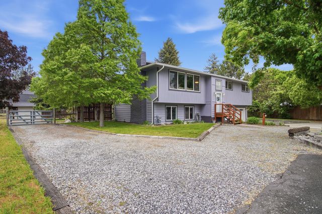 11607 N Cheyenne Rd, Mead, WA 99021