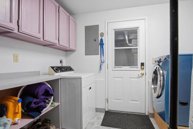 11607 N Cheyenne Rd, Mead, WA 99021