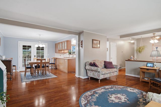 11607 N Cheyenne Rd, Mead, WA 99021