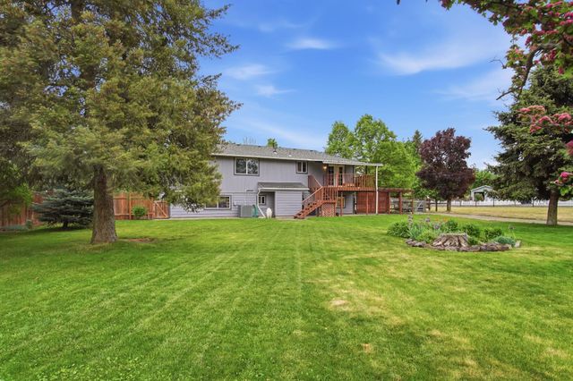 11607 N Cheyenne Rd, Mead, WA 99021