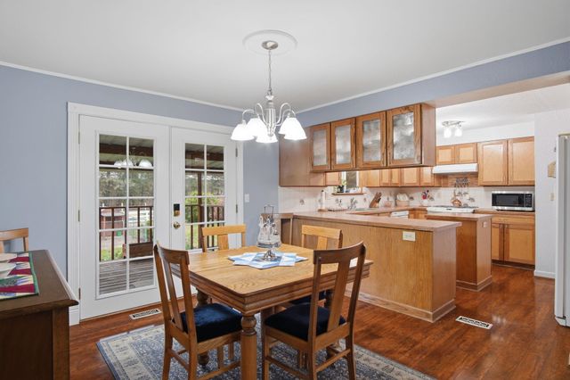 11607 N Cheyenne Rd, Mead, WA 99021