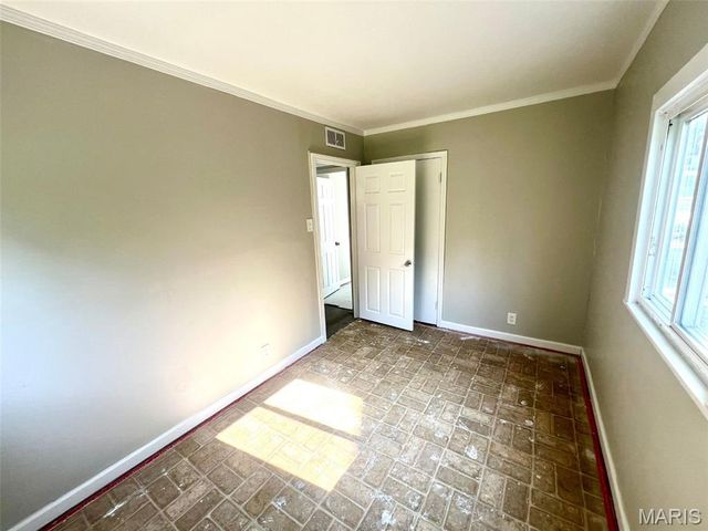 456 Bluff Drive, Riverview, MO 63137