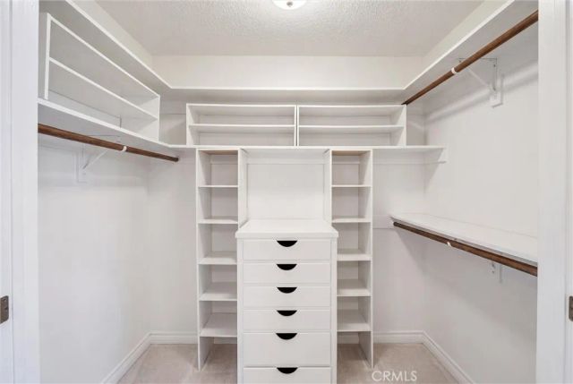 1523 Columbine Way, Upland, CA 91786