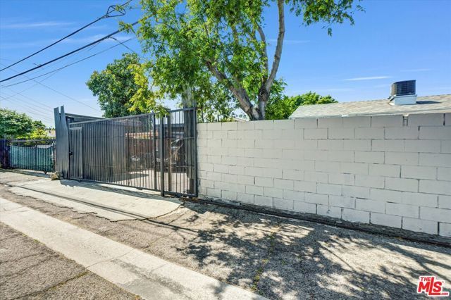 13110 Pinney Street, Pacoima (los Angeles), CA 91331