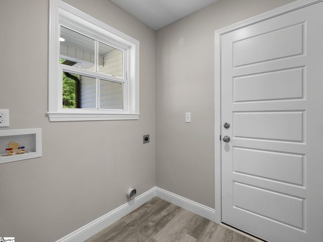 1075 E Prince Road, Landrum, SC 29356