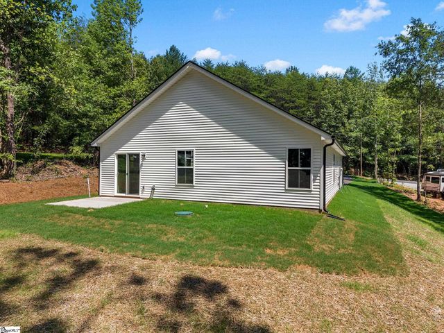 1075 E Prince Road, Landrum, SC 29356