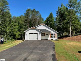 1075 E Prince Road, Landrum, SC 29356