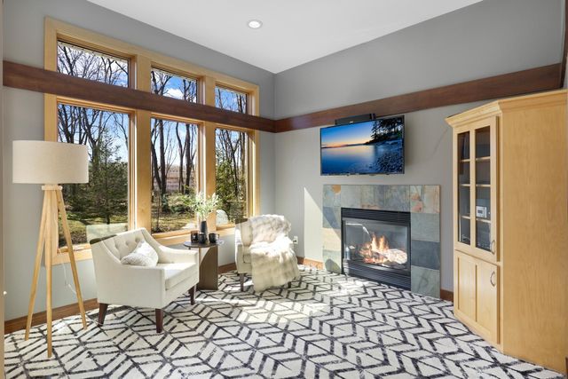 9401 Elm Court, Prior Lake, MN 55372