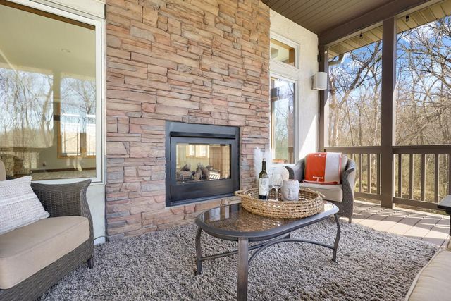 9401 Elm Court, Prior Lake, MN 55372