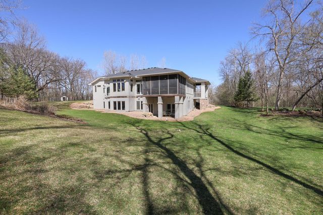 9401 Elm Court, Prior Lake, MN 55372