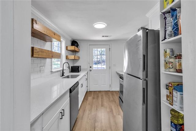 1786 Richard Road, Conyers, GA 30012