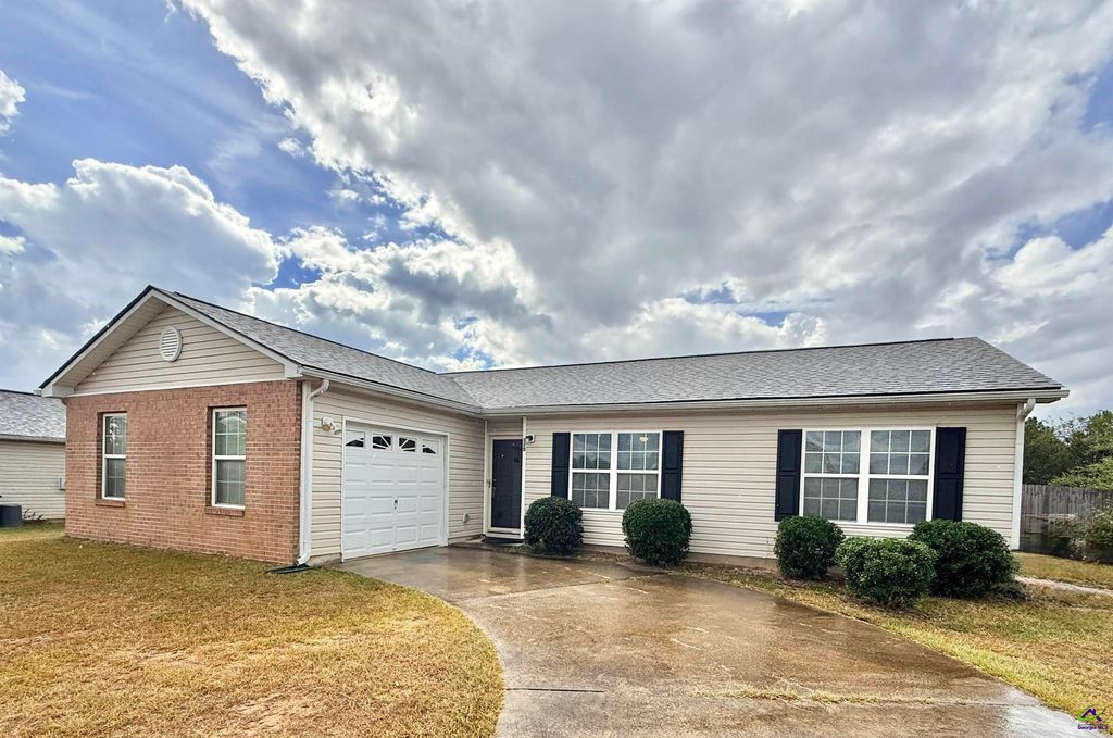 320 Mill Meadow Road, Macon, GA 31216
