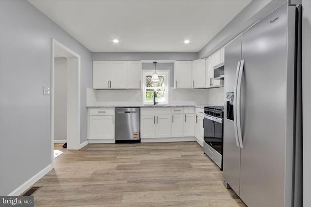 308 AVENUE Q, Columbia, PA 17512