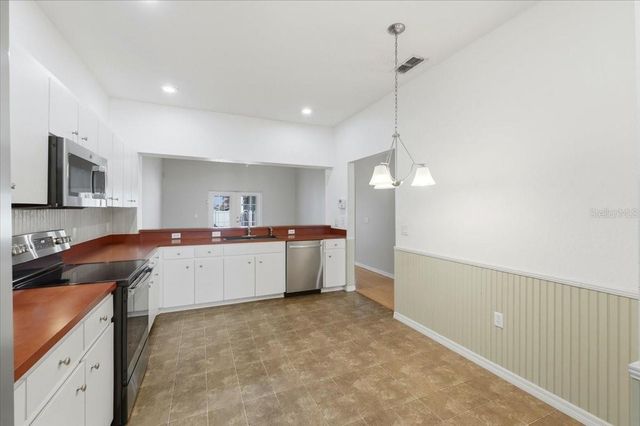 7517 JESSAMINE DRIVE, Lakeland, FL 33810