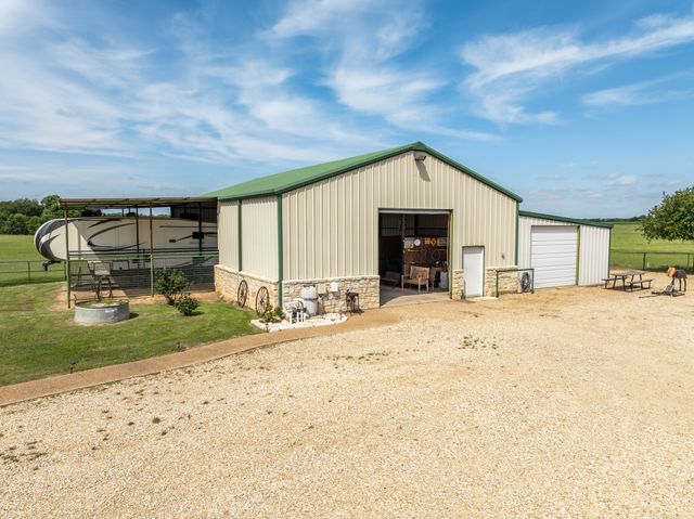 883 N Speegleville Road, Woodway, TX 76712