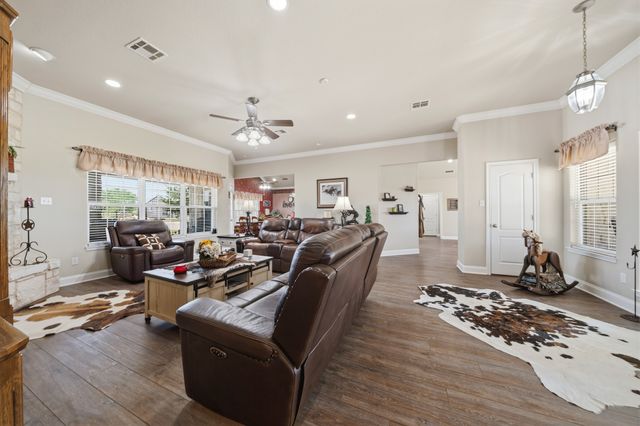 883 N Speegleville Road, Woodway, TX 76712